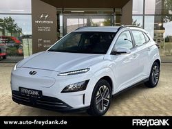 Atlas white Gebraucht 2021 Hyundai Kona Select SUV | 16.999 €