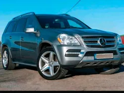 Grau Gebraucht 2011 Mercedes GL350 AMG line SUV | 13.900 €