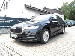Schwarz Gebraucht 2021 Skoda Octavia Ambition Kombi | 13.700 € (Fairer Preis)