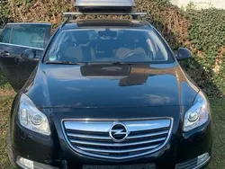 Schwarz Gebraucht 2011 Opel Insignia Sport Kombi | 3.800 € (Fairer Preis)