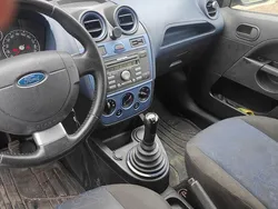 Silber Gebraucht 2007 Ford Fiesta Style Kleinwagen | 1.100 € (Guter Preis)