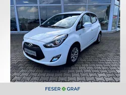 Weiß Gebraucht 2017 Hyundai ix20 Passion Van / Kleinbus | 10.940 € (Fairer Preis)