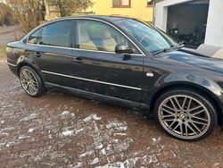 Schwarz Gebraucht 2002 VW Passat Limousine | 7.999 €