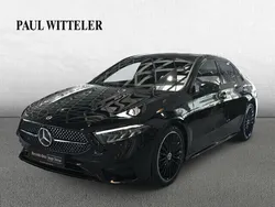 Lack kosmosschwarz Gebraucht 2024 Mercedes A200 AMG line Limousine | 38.990 € (Teuer)