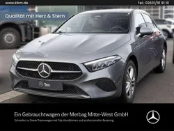 Mountaingrau Gebraucht 2023 Mercedes A250 Limousine | 29.500 € (Teuer)