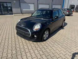 Schwarz Gebraucht 2017 Mini ONE Kleinwagen | 5.350 €