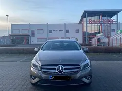 Grau Gebraucht 2014 Mercedes A180 Kleinwagen | 6.200 € (Guter Preis)