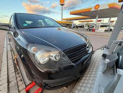 Schwarz Gebraucht 2004 Opel Astra Limousine | 200 € (Superpreis)