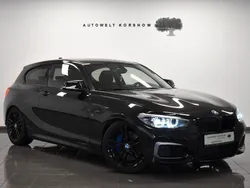 Schwarz Gebraucht 2017 BMW M140 M Sport Limousine | 35.200 €