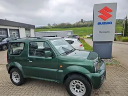 Grün Gebraucht 2011 Suzuki Jimny Comfort SUV | 9.870 € (Fairer Preis)
