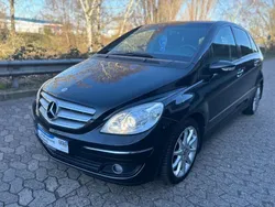 Schwarz Gebraucht 2006 Mercedes B200 Avantgarde Van / Kleinbus | 5.990 € (Etwas zu teuer)