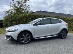 Gebraucht 2013 Volvo V40 CC Summum Kombi | 16.990 € (Guter Preis)