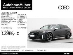 Mythosschwarz metallic (metallic) Gebraucht 2023 Audi RS6 Performance Kombi | 107.920 € (Superpreis)