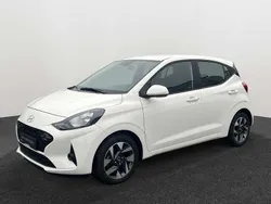 Weiß Gebraucht 2024 Hyundai i10 Trend Kleinwagen | 15.990 € (Fairer Preis)