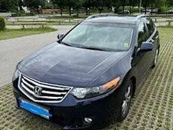 Blau Gebraucht 2011 Honda Accord Executive Kombi | 13.200 € (Etwas zu teuer)