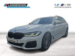 Weiß Gebraucht 2022 BMW 530e M Sport Kombi | 34.949 € (Etwas zu teuer)