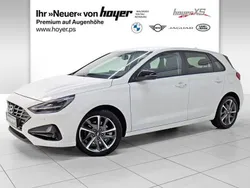 Weiß Gebraucht 2021 Hyundai i30 Edition 30+ Limousine | 16.980 € (Fairer Preis)
