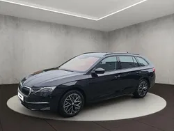 Blackmagic perleffekt Gebraucht 2024 Skoda Octavia Selection Kombi | 28.800 € (Guter Preis)