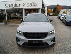 Vapour grey Neu 2025 Volvo XC40 Plus SUV | 47.390 € (Teuer)