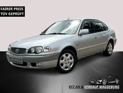 Silber Gebraucht 2000 Toyota Corolla Limousine | 3.490 € (Etwas zu teuer)