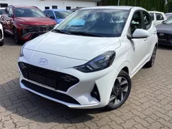 Weiss Neu 2025 Hyundai i10 Trend Kleinwagen | 17.990 € (Fairer Preis)