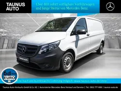 Bergkristallweiß metallic Gebraucht 2020 Mercedes Vito Van / Kleinbus | 31.749 € (Fairer Preis)
