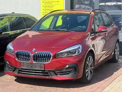 Flamencorot brillanteffekt Gebraucht 2018 BMW 225 Limousine | 15.999 € (Guter Preis)
