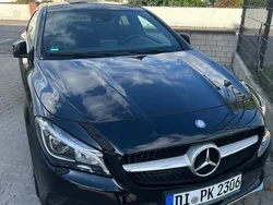 Schwarz Gebraucht 2016 Mercedes CLA220 Limousine | 17.500 € (Fairer Preis)