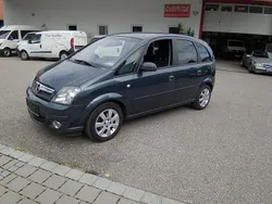 Grau Gebraucht 2006 Opel Meriva Cosmo Van / Kleinbus | 2.900 € (Teuer)