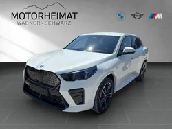 Weiß Neu 2025 BMW iX2 Performance SUV | 56.745 € (Guter Preis)