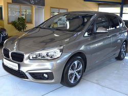 Silber Gebraucht 2015 BMW 220 Active Tourer Basis Van / Kleinbus | 15.880 € (Fairer Preis)