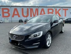 Schwarz Gebraucht 2015 Volvo S60 Limousine | 14.200 € (Fairer Preis)