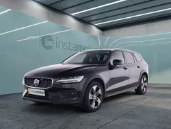 Schwarz Gebraucht 2023 Volvo V60 CC Plus Kombi | 37.900 € (Guter Preis)