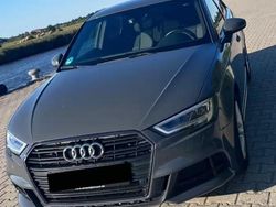 Grau Gebraucht 2017 Audi A3 Comfort Limousine | 15.750 € (Etwas zu teuer)
