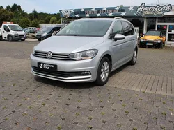 Silber Gebraucht 2019 VW Touran Highline Van / Kleinbus | 22.799 € (Guter Preis)