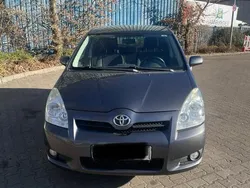 Grau Gebraucht 2009 Toyota Corolla Verso Van / Kleinbus | 4.500 € (Fairer Preis)