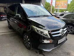 Schwarz Gebraucht 2022 Mercedes V250 Van / Kleinbus | 49.750 € (Fairer Preis)
