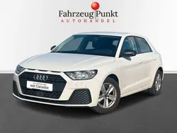 Weiß Gebraucht 2021 Audi A1 Sportback Advanced Kleinwagen | 18.999 € (Fairer Preis)