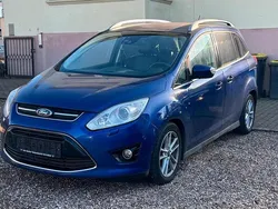 Blau Gebraucht 2015 Ford Grand C-Max Titanium Van / Kleinbus | 11.000 € (Fairer Preis)