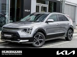 Grau (interstellargrau) Neu 2025 Kia Niro Vision SUV | 30.140 € (Guter Preis)
