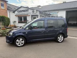 Blau Gebraucht 2012 VW Caddy Van / Kleinbus | 11.400 € (Etwas zu teuer)