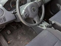 Gebraucht 2007 Suzuki Swift Comfort Kleinwagen | 650 €