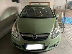 Grün Gebraucht 2009 Opel Corsa Kleinwagen | 800 €