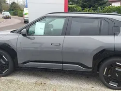 Silber Neu 2025 Kia EV3 SUV | 40.990 € (Etwas zu teuer)
