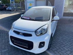 Weiß Gebraucht 2016 Kia Picanto Spirit Kleinwagen | 12.900 €