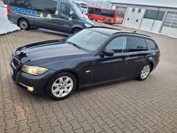 Schwarz Gebraucht 2011 BMW 320 Efficient Dynamics Kombi | 3.990 € (Fairer Preis)