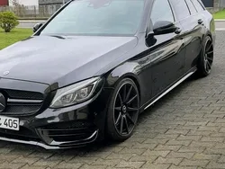 Schwarz Gebraucht 2015 Mercedes C400 AMG Kombi | 24.499 €