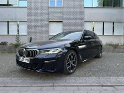 Schwarz Gebraucht 2022 BMW 520 M Sport Kombi | 25.800 € (Etwas zu teuer)