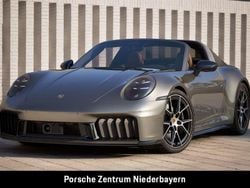 Aventuringrünmetallic Neu 2026 Porsche 911 Targa 4 Cabrio | 241.018 € (Teuer)