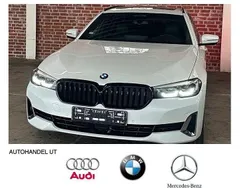 Weiß Gebraucht 2020 BMW 530 Kombi | 35.800 € (Fairer Preis)
